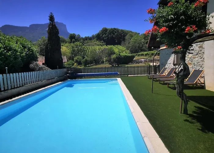 L'étang De La Tourne Bed & Breakfast Les Marches