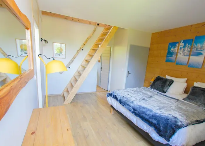 L'étang De La Tourne Bed & Breakfast 3*