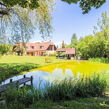 L'etang De La Tourne 3*