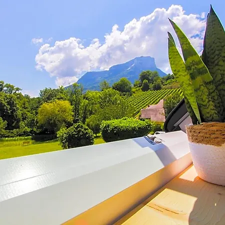 L'etang De La Tourne Bed & Breakfast Les Marches
