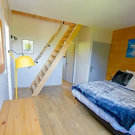 L'etang De La Tourne Bed & Breakfast